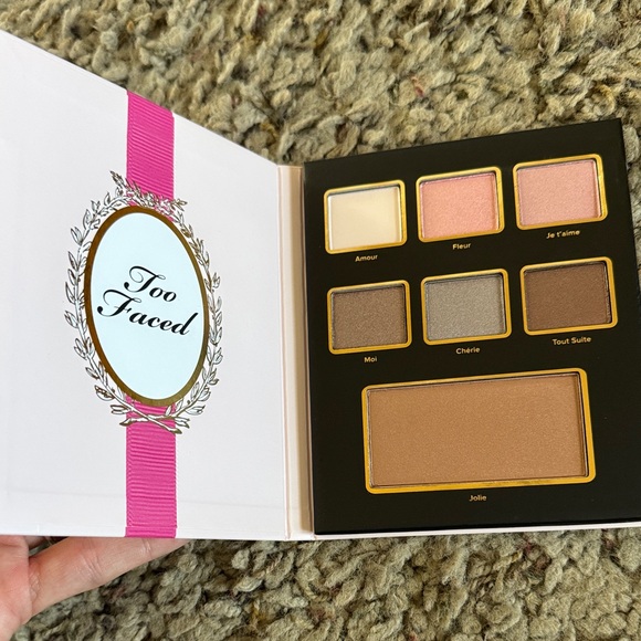 Too Faced Eyeshadow/Blush/Bronzer Chateau Palette Lot 👛 - Picture 4 of 5